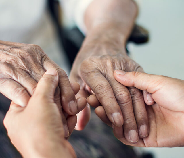 Avaliando as instituições de longa permanência como alternativa de cuidado para pessoas idosas