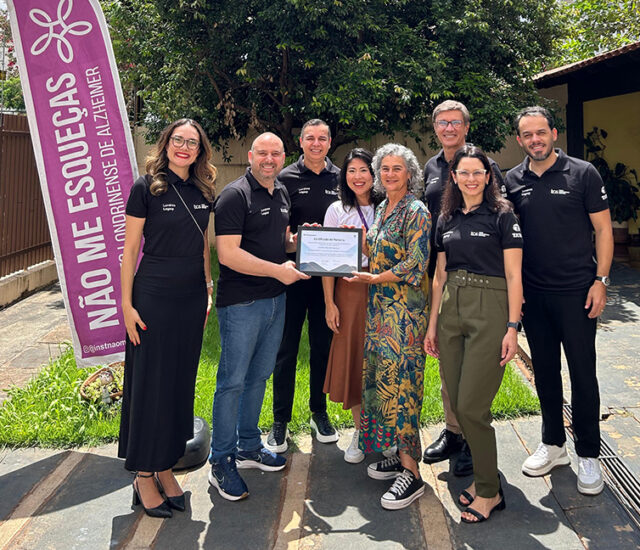 Multinacional TCS apoia Instituto Não Me Esqueças com doação ao Fundo do Idoso de Londrina